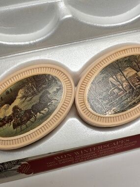 Vintage Avon Winterscapes Currier & Ives Guest Soaps Set of 2 w/ Box